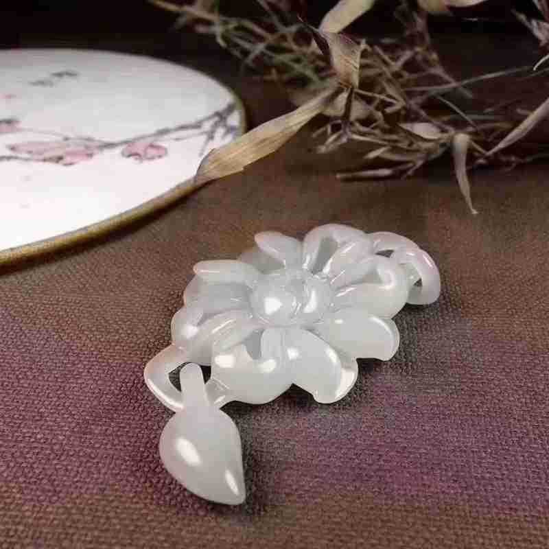 淡烟紫色青海料莲花吊坠