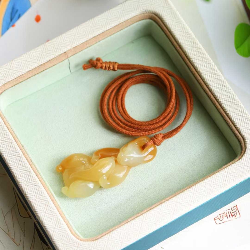 天然和田玉玉器工厂店新疆且末料糖料十二生肖玉石生肖兔吊坠挂件