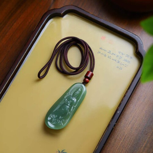 天然新疆和田玉玉器工厂店俄料碧玉老料工艺品玉石观音吊坠挂件
