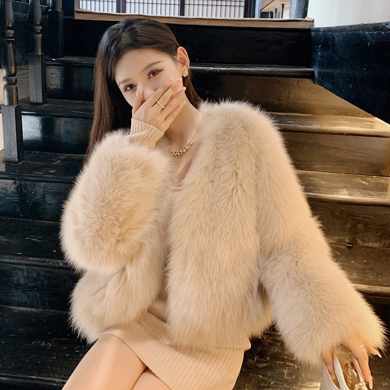 2025新款冬季环保狐狸毛皮草外套女洋气时尚短款毛毛大衣气质v领,女装/女士精品,皮草,淘宝优惠券,粉丝福利购,淘宝优惠卷