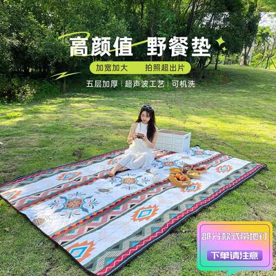户外便携地垫超声波防水防潮垫野餐垫加厚牛津布草坪露营垫耐磨q