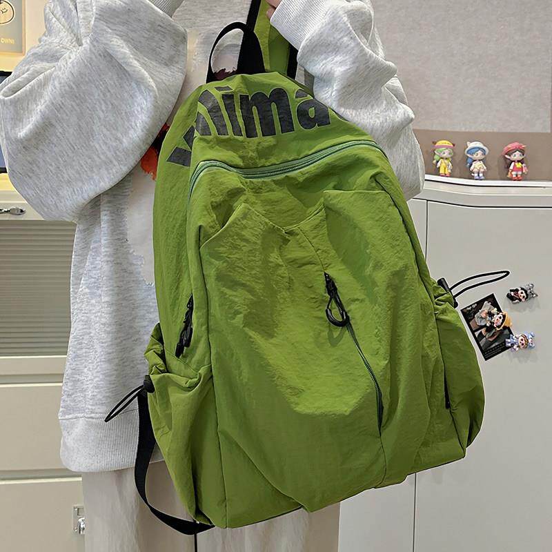 双肩包女旅游轻便2025新款旅行背包高颜值休闲登山包女生出游书包