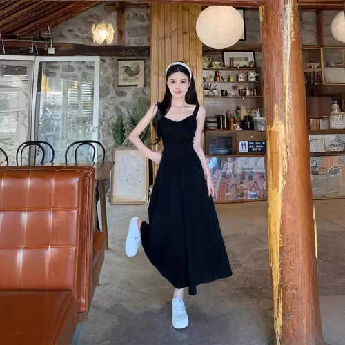 女装大码黑色吊带无袖连衣裙夏季胖mm法式复古收腰中长款裙子