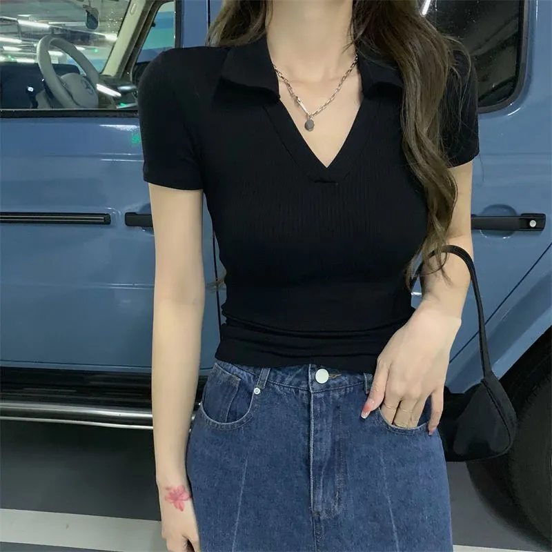 正肩短袖t恤女夏季白色辣妹露脐polo衫v领修身显瘦冰丝薄短款上衣
