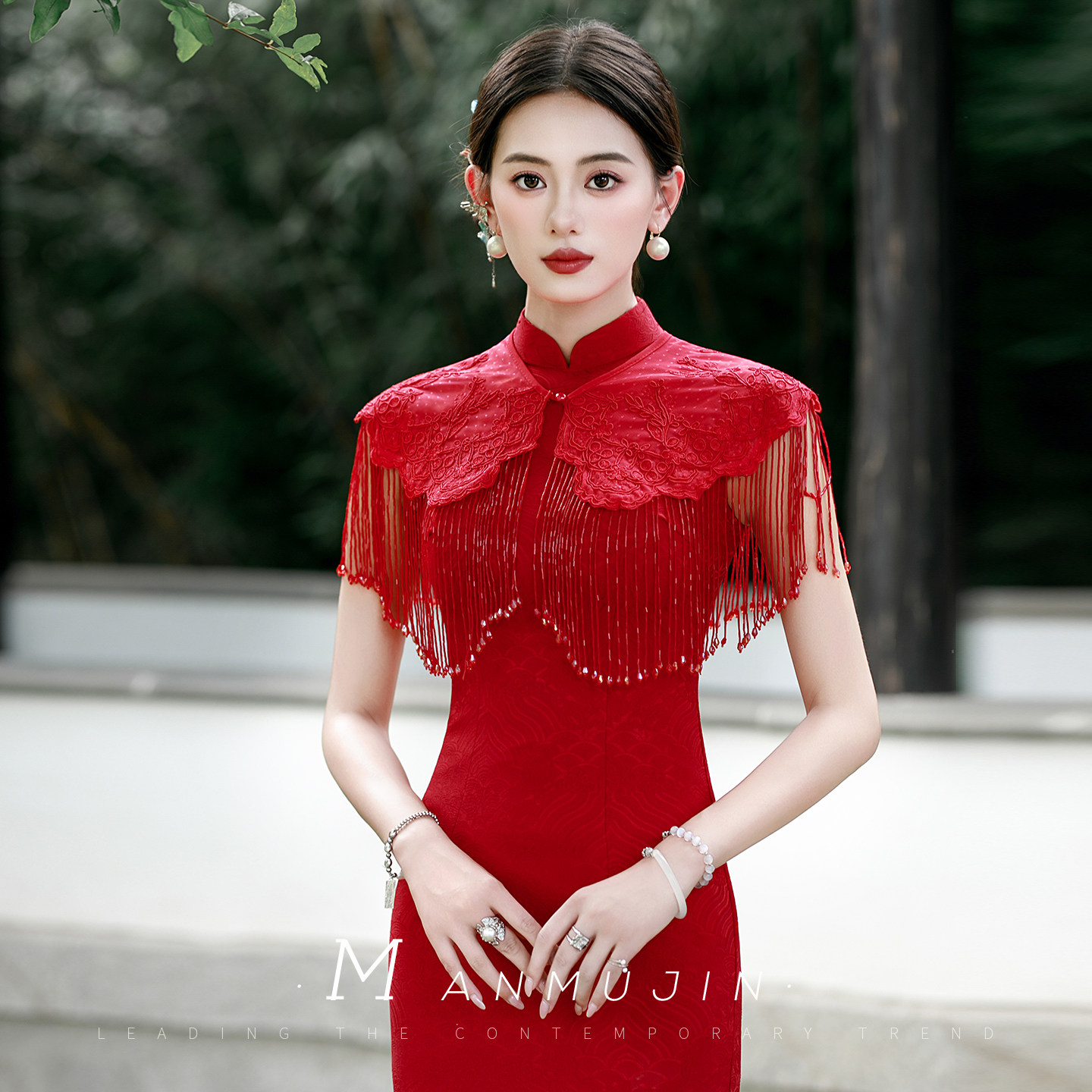 新娘中式斗篷流苏小披风红色云肩