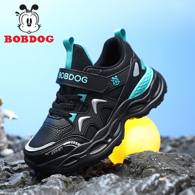 巴布豆童鞋2026秋冬季男童运动鞋新款皮面防水防滑男孩儿童休闲鞋