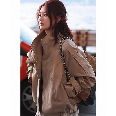 英伦风时尚双排扣立领短外套