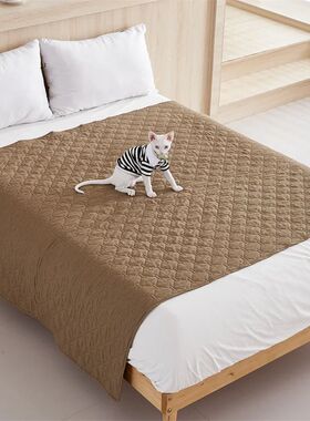 Plaid Bedspread Matress ver on The Bed Breathable Kids Pets