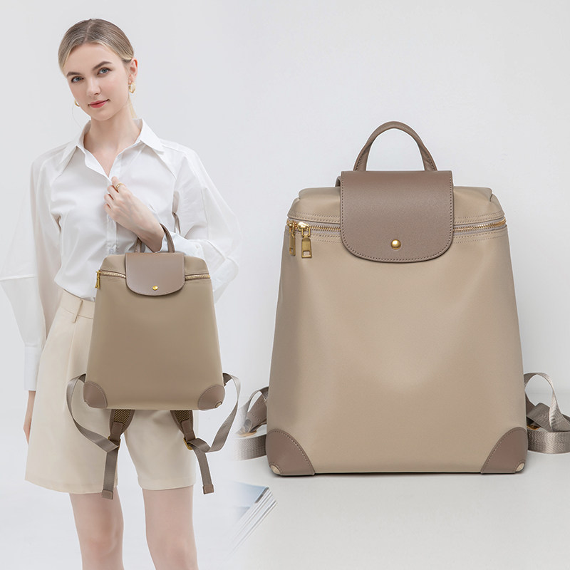 包包女士大容量双肩包女2025新款折叠休闲背包防水轻便旅行包书包