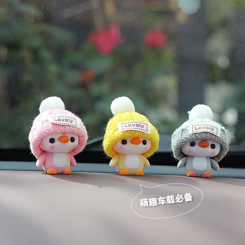 汽车植绒小企鹅车载摆件车上车内饰可爱饰品女神款装饰品送礼创意