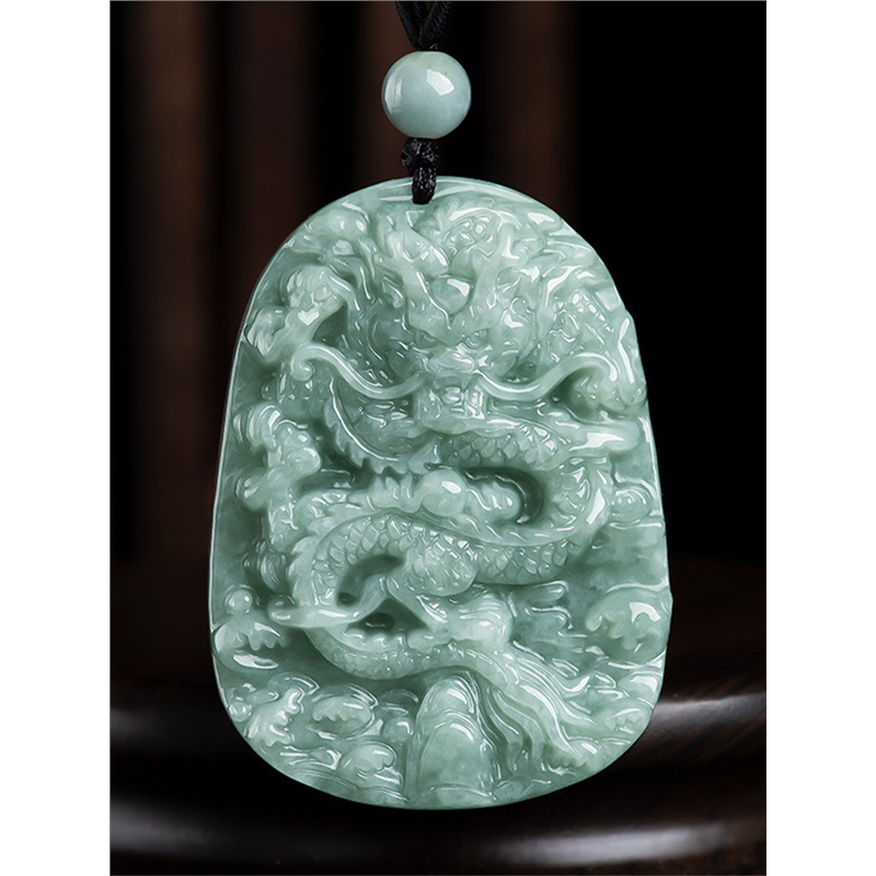 缅甸翡翠霸气生肖龙牌玉石吊坠冰种挂件饰品原创设计生日礼物