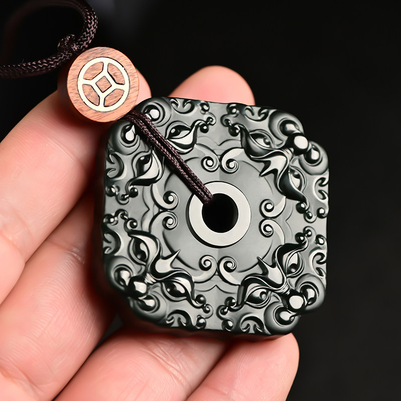 天然和田玉牌子黑羊脂兽吊坠四方兽面古挂件黑碧玉神兽石英岩玉镯