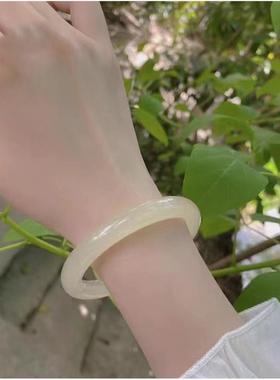 天然冰种青白玉手镯圆条女