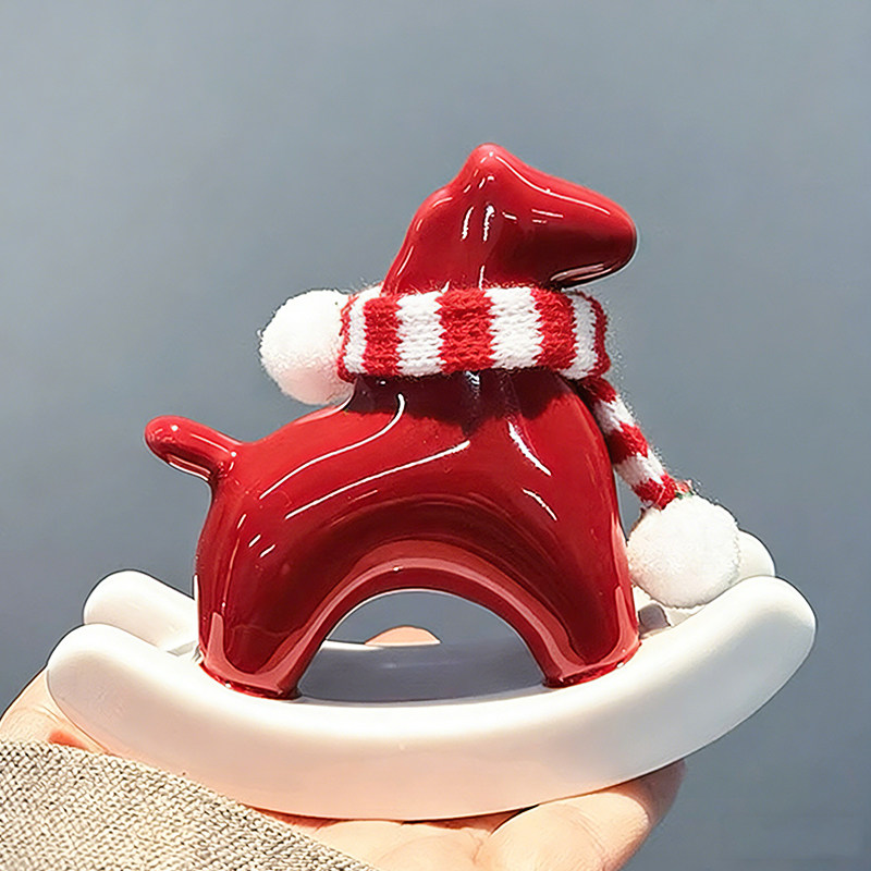 马年吉祥物摆件红色小马摇摇马陶瓷桌面摆件新年装饰场景布置2026,家居饰品,桌面摆件,淘宝优惠券,粉丝福利购,淘宝优惠卷