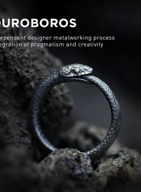 新款复古衔尾蛇戒指925泰银暗黑先锋男女情侣指环嘻哈设计原创