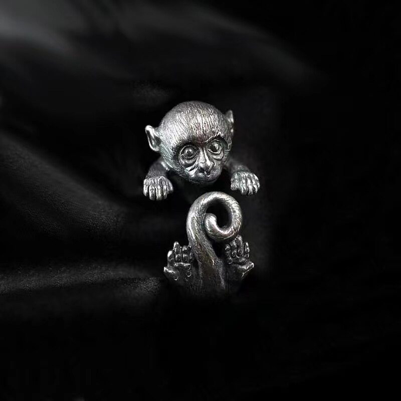 暗黑风猴子戒指夸张街头嘻哈个性镀银复古做旧长尾巴灵猴指环尾戒