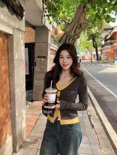 十三行2025复古时尚设计小众针织开衫修身显瘦百搭假两件毛衣外套