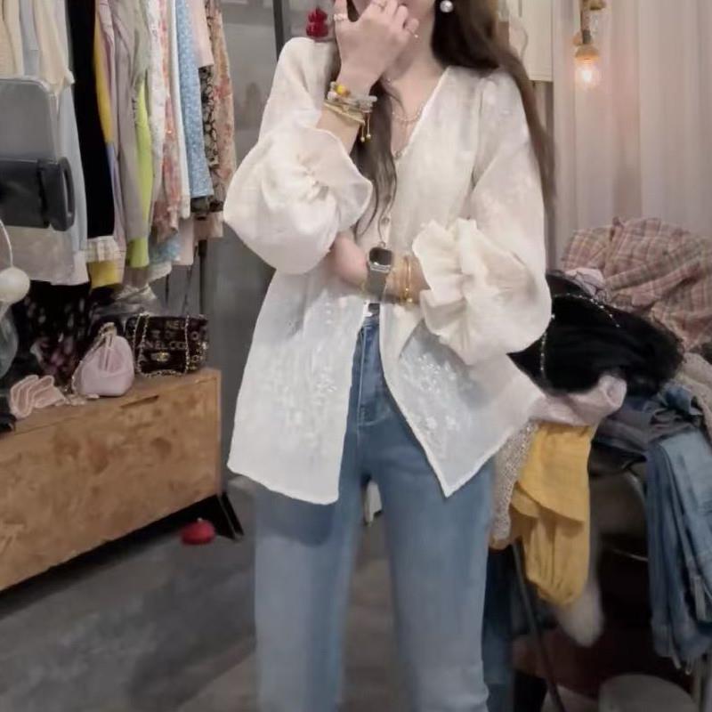 KATTERLLG温柔风杏色V领花瓶袖口单排扣印花衬衫女夏季设计感气