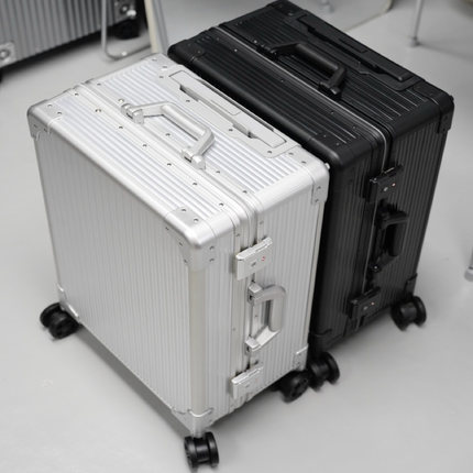 昕魅化妆箱专业跟妆师拉杆led带灯平面镜密码锁万向轮隐藏支架