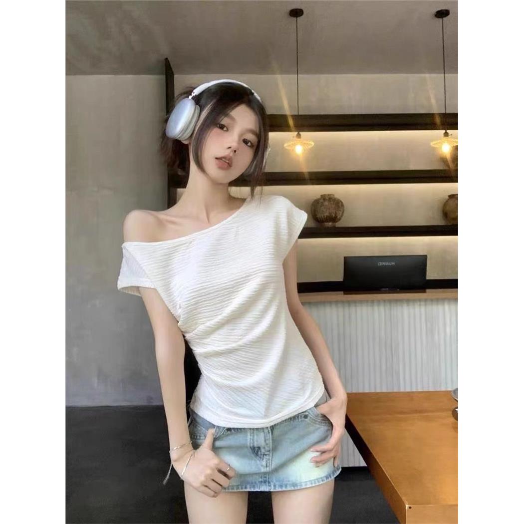 套装女夏季法式肌理感褶皱短袖t恤漏肩锁骨上衣+牛仔半身裙两件套