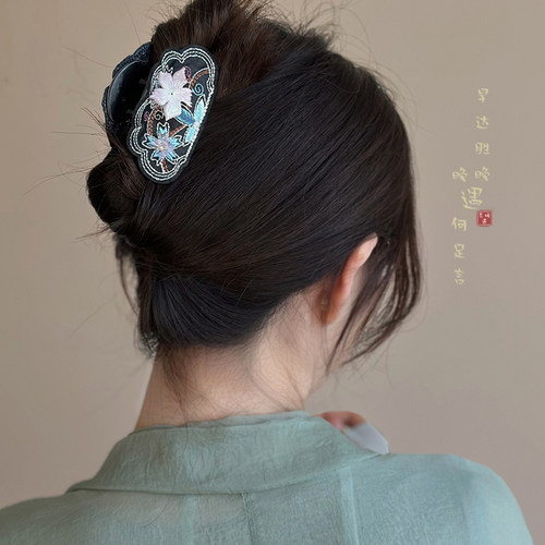 手工刺绣抓夹新中式国风古风