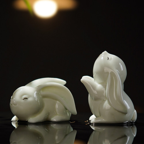 小兔子摆件洁白通透寓意美好