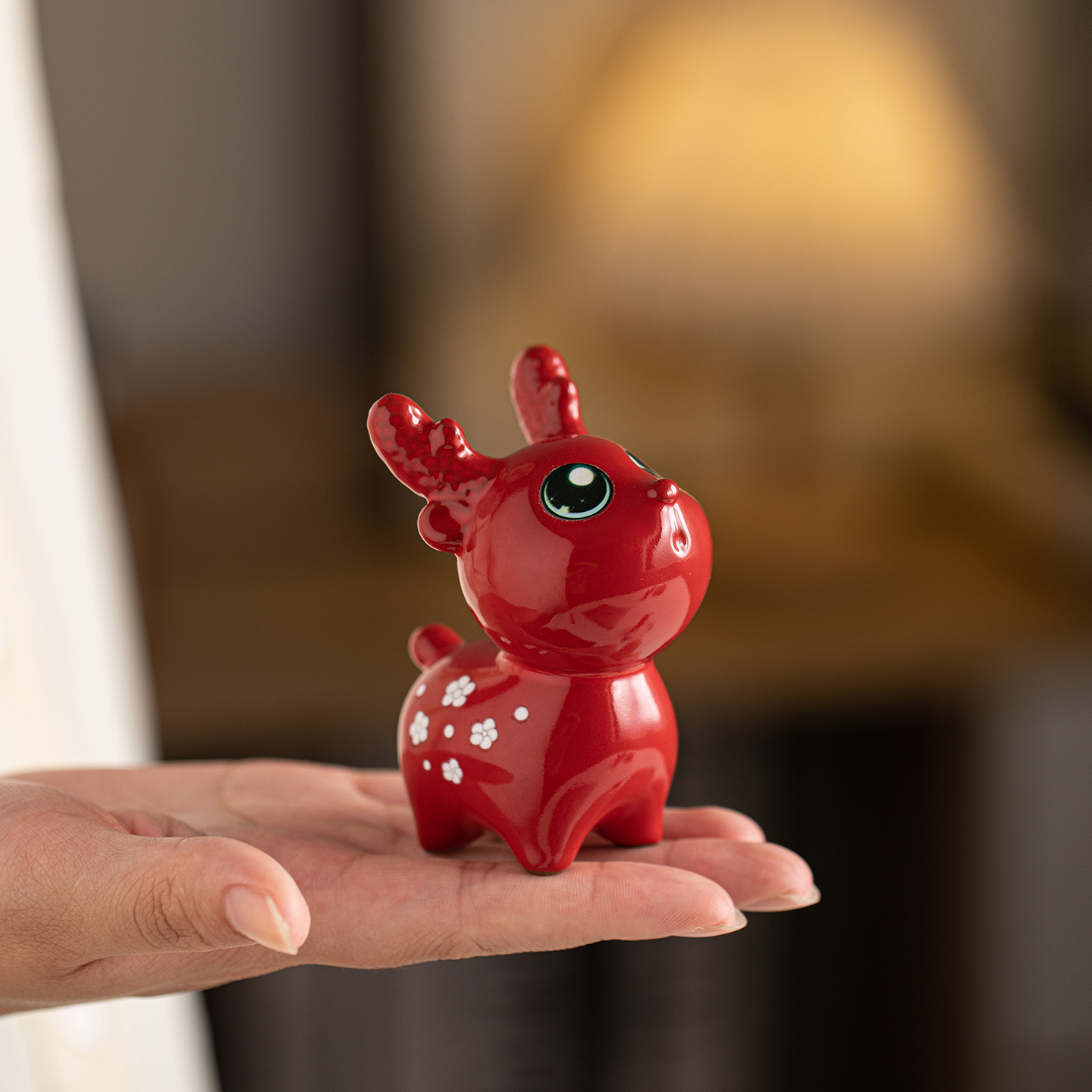 一鹿平安创意陶瓷梅花鹿小摆件家居办公室桌面工位可爱装饰品摆设