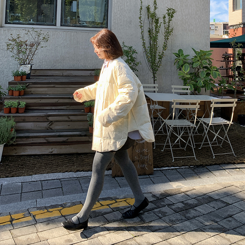 333sss 很实穿！无领圆领宽松米白色开叉羽绒服女短款外套