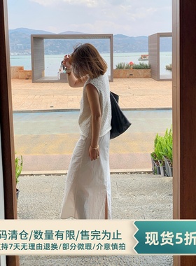 333sss 白色粗棒针半高领无袖针织背心马甲女短款上衣春季小个子