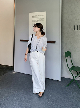 333sss 老钱风浅灰色宽松v领打底衫长袖T恤女外穿上衣秋季新款短