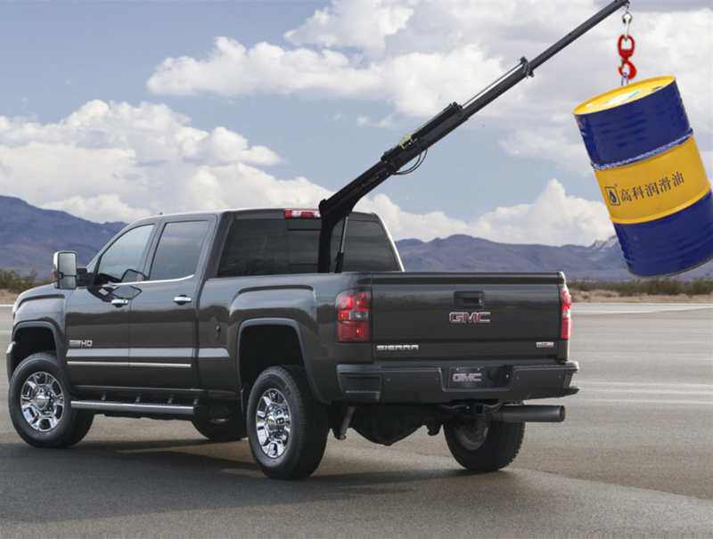 皮卡车装小型吊机 车载500kg液压吊 可折叠小型随车吊