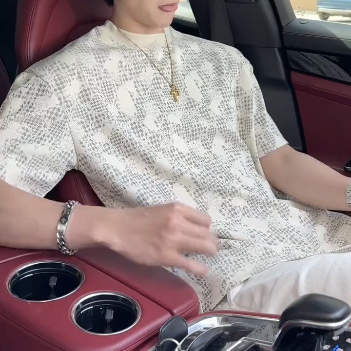 夏季高级感新款韩版撞色暗纹提花圆领短袖T恤百搭潮流宽松上衣