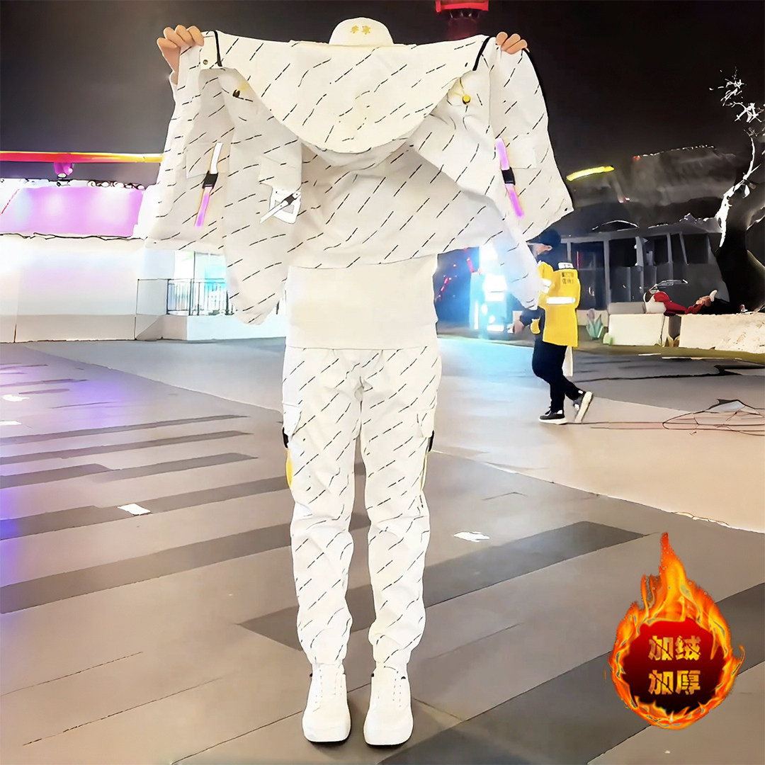 2026春季新款时尚休闲反光条男士工装连帽加绒加厚夹克裤子套装男