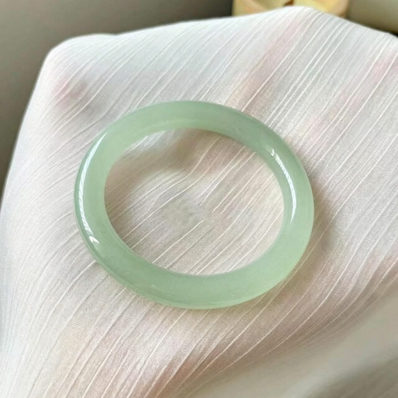 天然东陵玉手镯油青色玉手镯女