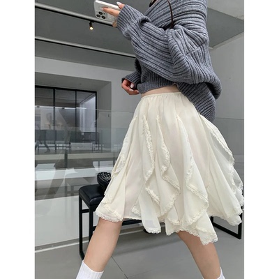 Sweet Style Layered Lace Skirt Irregular Short Skirt in Spri