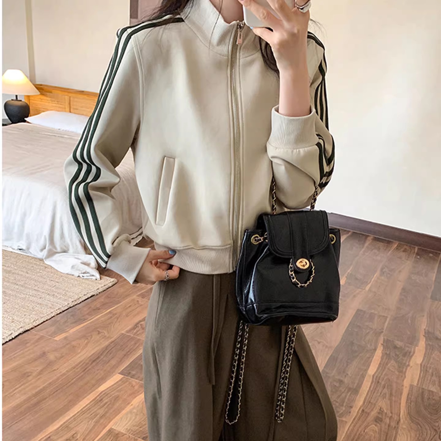 韩系运动风立领拉链短外套女秋