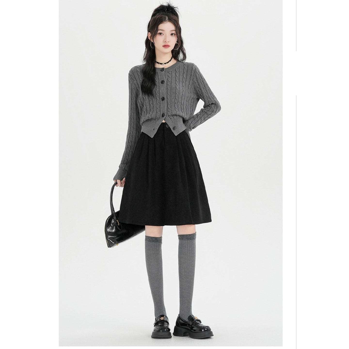 韩系复古灯芯绒半身裙女高腰显瘦A字中裙秋冬新款设计感遮胯裙子,女装/女士精品,半身裙,淘宝优惠券,粉丝福利购,淘宝优惠卷