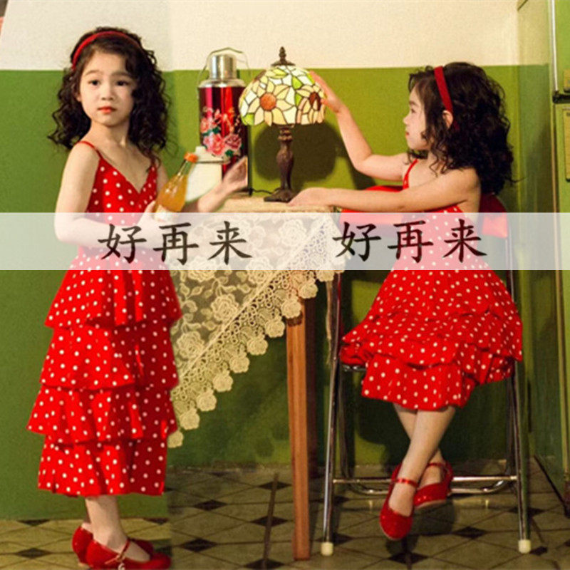 六一儿童节女童港风复古主题走秀