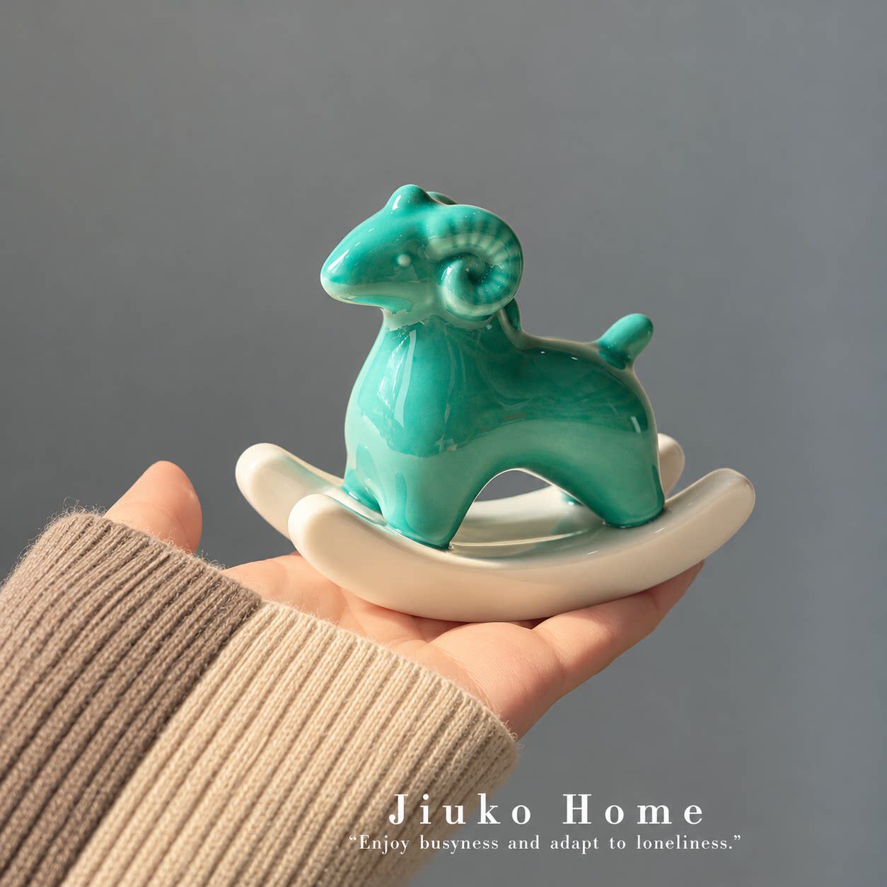 羊年冰裂纹摇摇羊摆件玄关陶瓷装饰品家居工艺品送朋友创意吉祥物