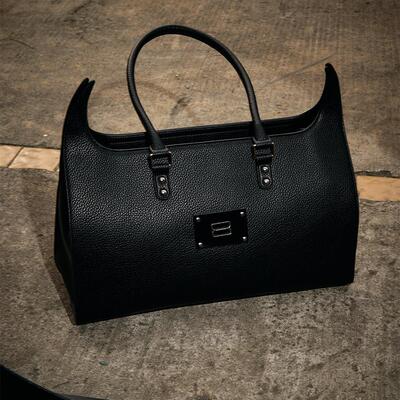 【BLACK8MOB】2024新款 8字马毛皮牌皮质牛角托特包 大容量手提包