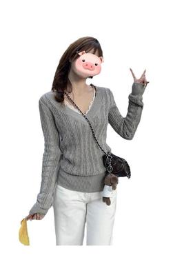 超好看灰色V领麻花针织衫女秋冬修身气质内搭毛衣打底衫chic上衣