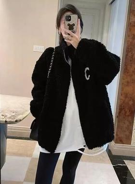 2025年冬季新款小香风羊羔毛加绒加厚炸街高级范黑色宽松遮肉外套