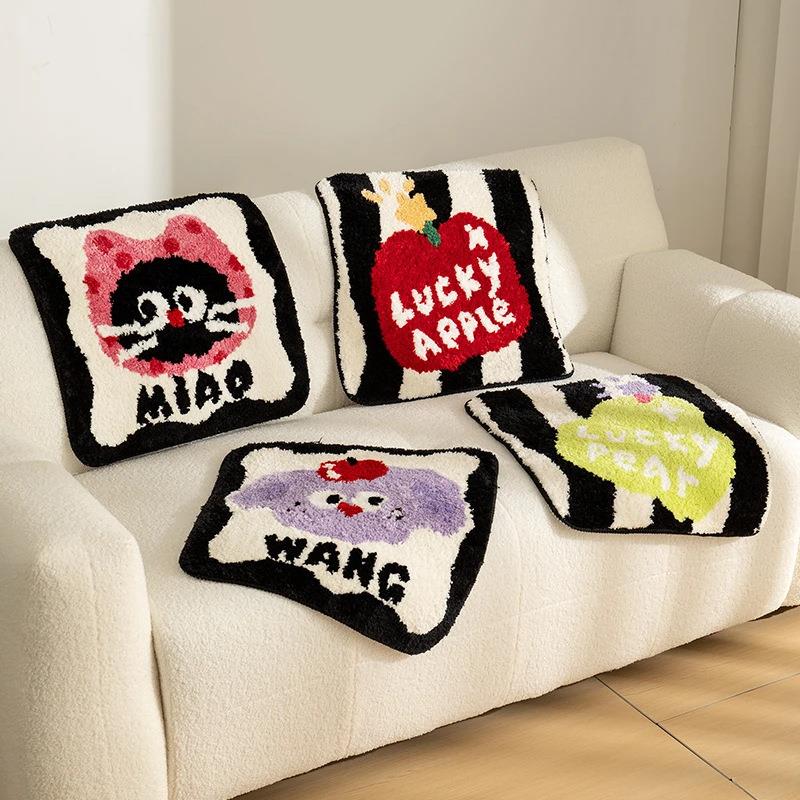 冬季簇绒坐垫家用办公室久坐屁股垫卡通毛绒椅垫防滑隔凉学生座垫