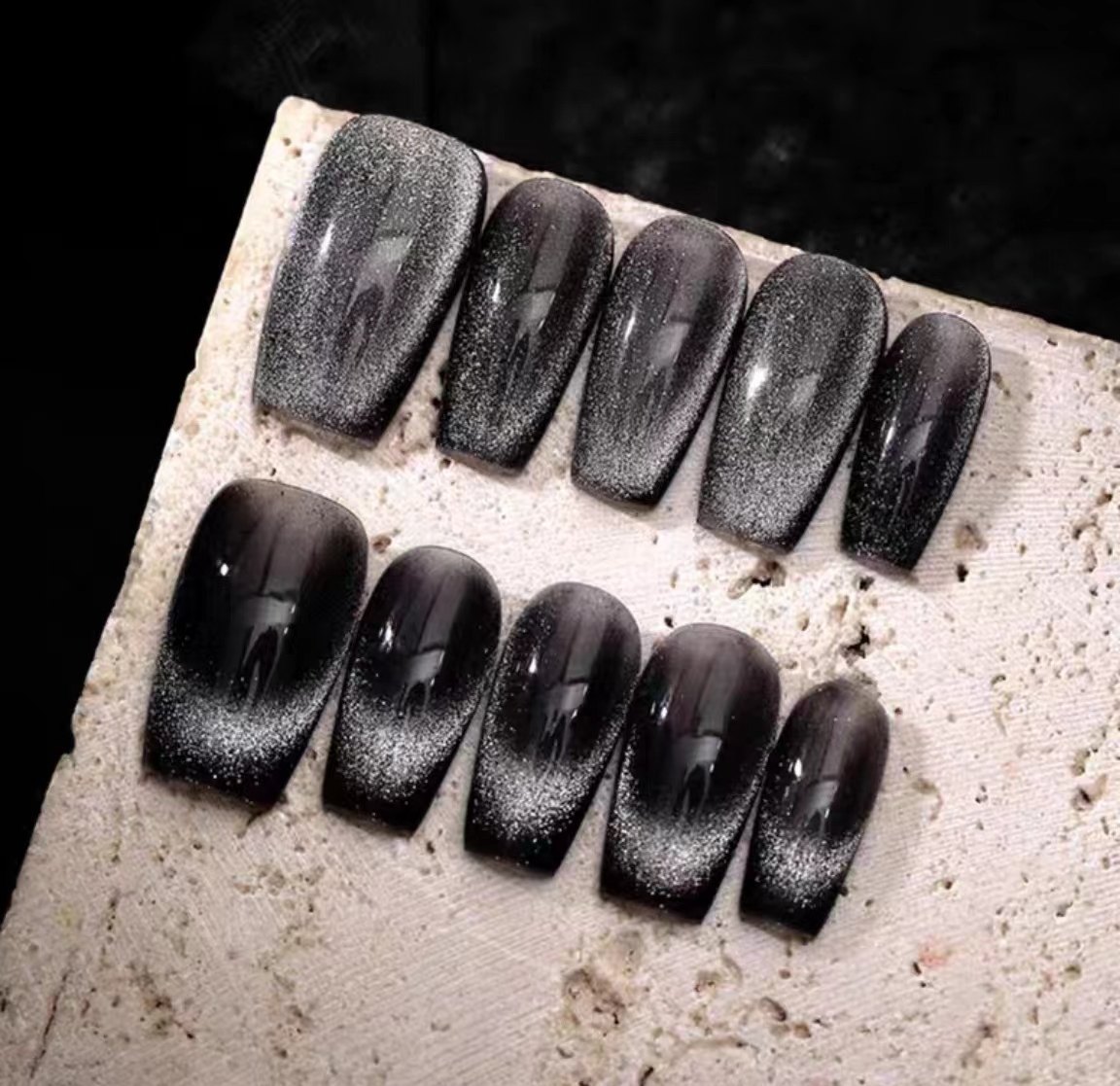 hotaru极黑晶石猫眼星钻碎钻胶镭射爆闪显白网红款式美甲店开店