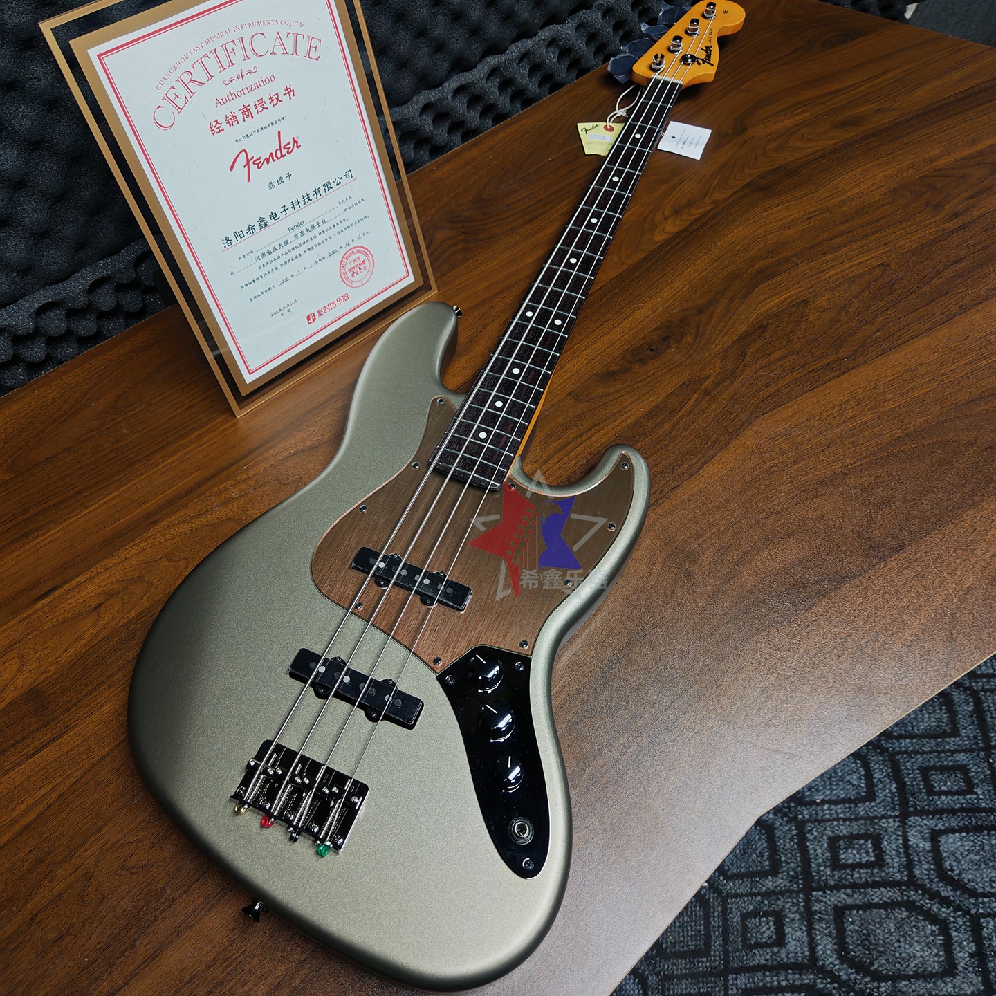 Fender芬达Hybrid II二代融合系列Jazz Bass香槟幻境电贝司电贝斯