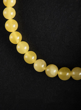 俄料白花蜜蜜蜡手串6mm冰飘保山