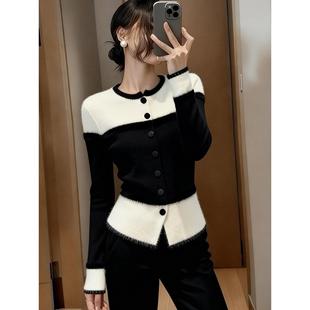 MONLOUVE高级感绝美黑白撞色圆领长袖毛衣针织衫女秋冬新款慵懒风