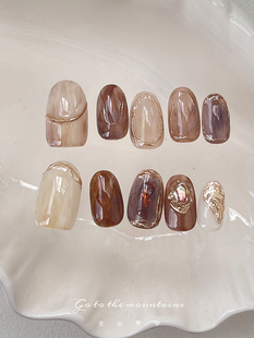 去山野中NAIL手工甲片小红书小众ins秋冬焦糖色系晕染高级穿戴甲