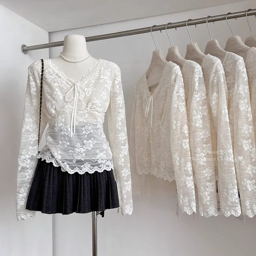 减龄蕾丝花边加绒V领衬衫女秋冬