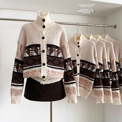 费尔岛翻领毛衣外套女加厚秋冬